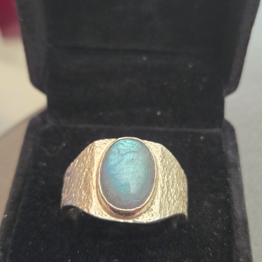 Man's Solid Silver Ring With Labradorite Stone - image 4